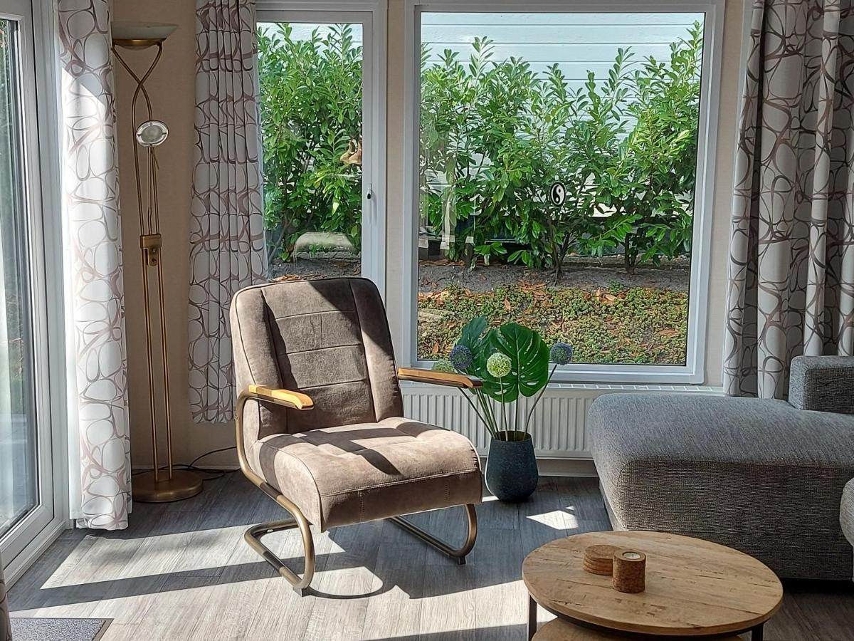 Chalet Wanama. Gelegen Op Het Vakantiepark Het Lierderholt Op De Veluwe. Villa Беекберген Екстериор снимка