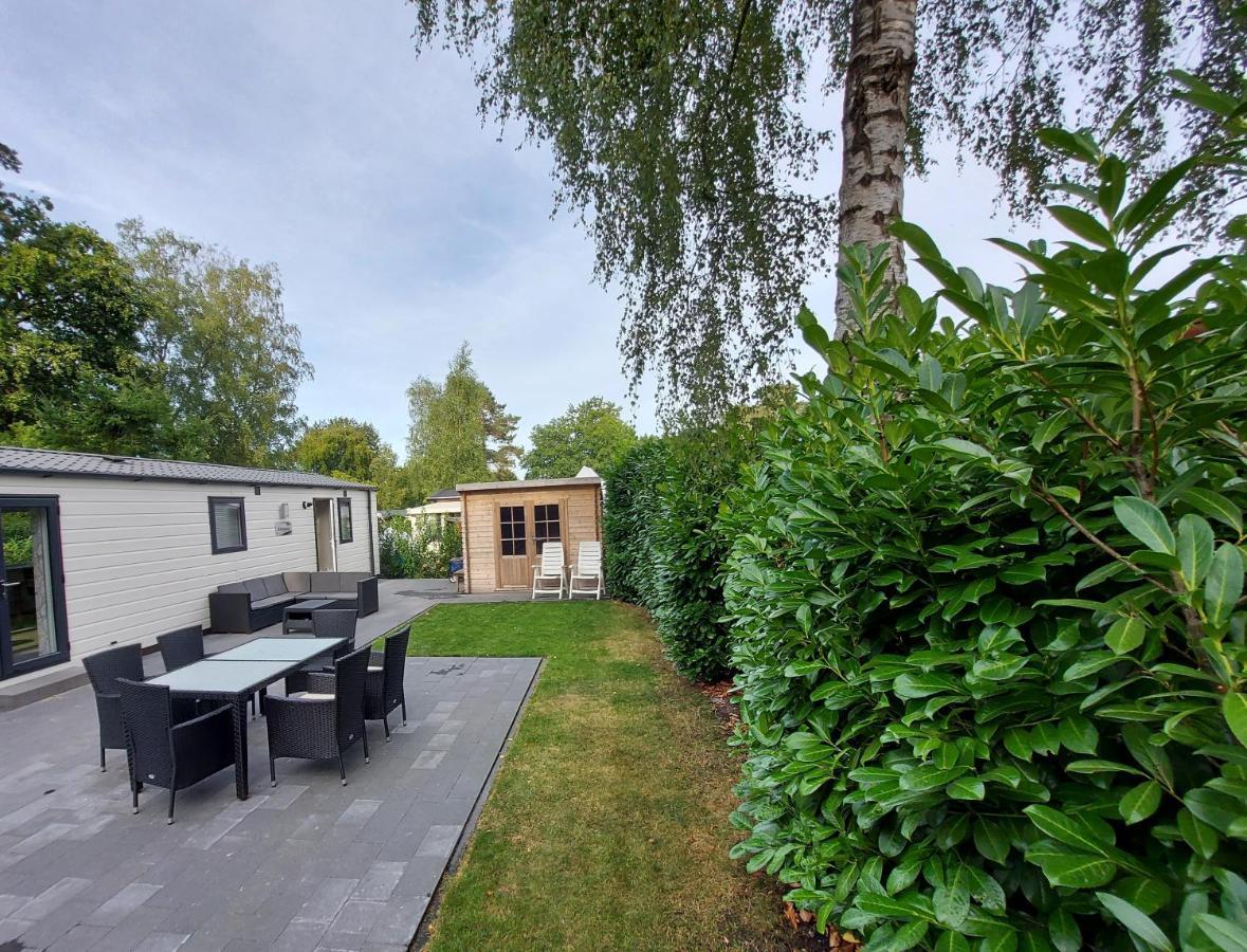 Chalet Wanama. Gelegen Op Het Vakantiepark Het Lierderholt Op De Veluwe. Villa Беекберген Екстериор снимка